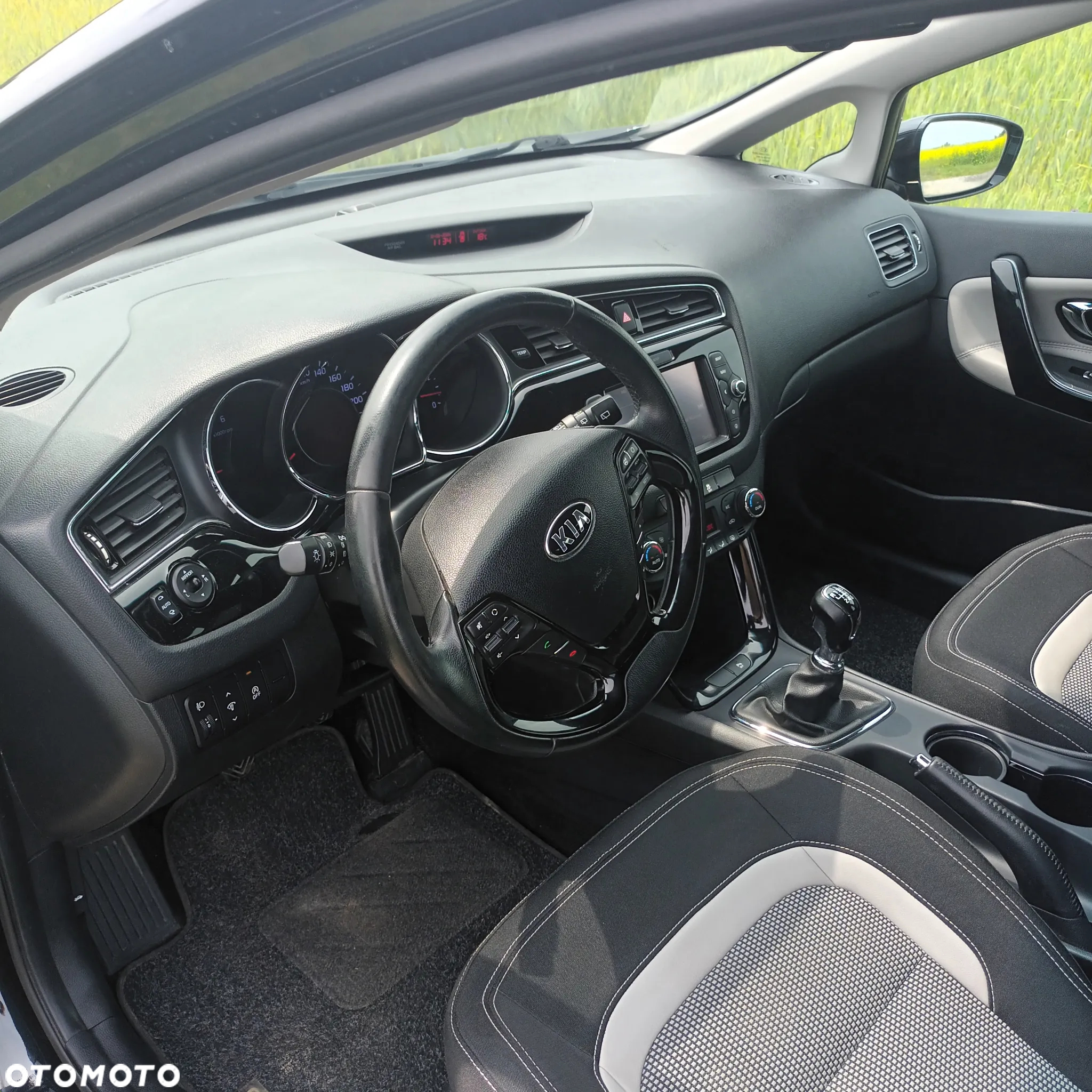 Kia Ceed Cee'd 1.6 CRDi S - 11