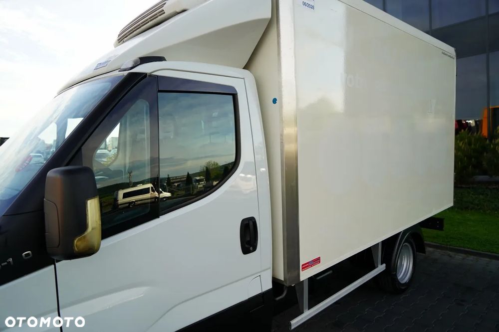 Iveco DAILY 35-140 / CHŁODNIA / THERMO KING / REGAŁY / MANUAL / BLIŹNIAK / - 14