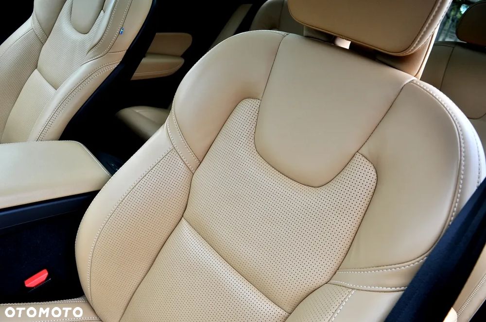 Volvo XC 60 B4 D Geartronic RDesign - 22