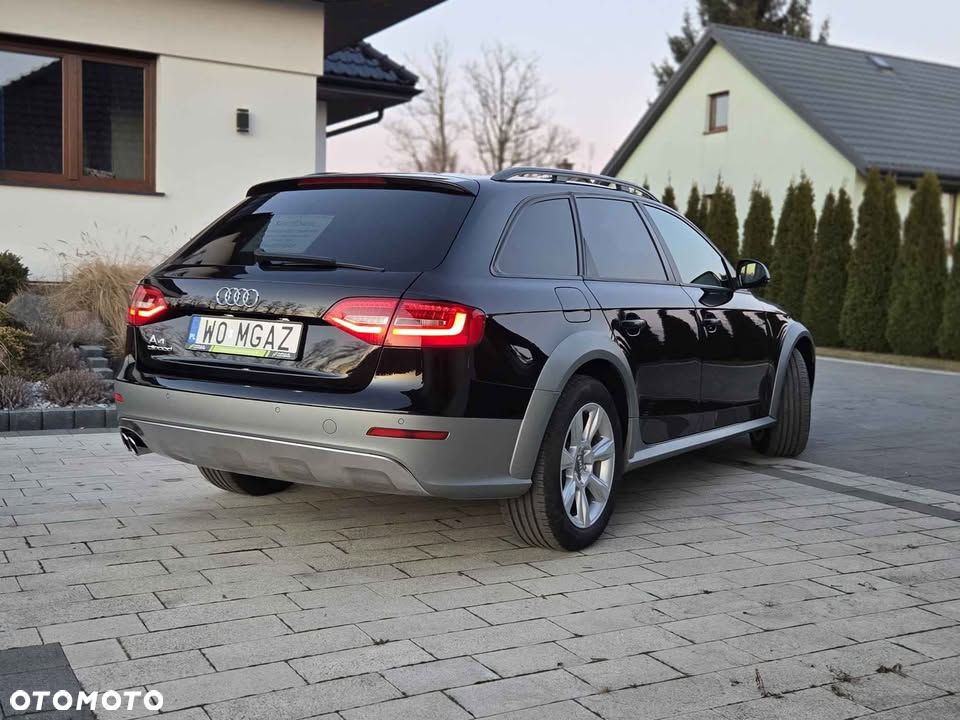 Audi A4 Allroad 2.0 TDI Quattro S tronic - 11