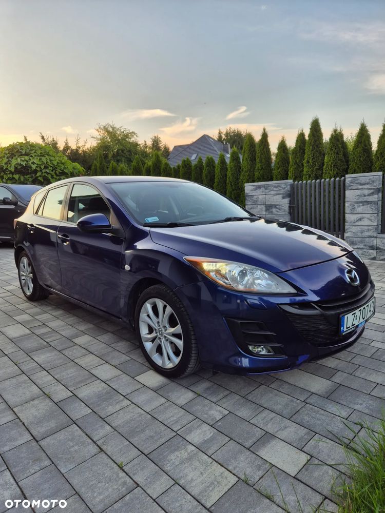 Mazda 3 2.0 Exclusive + - 1