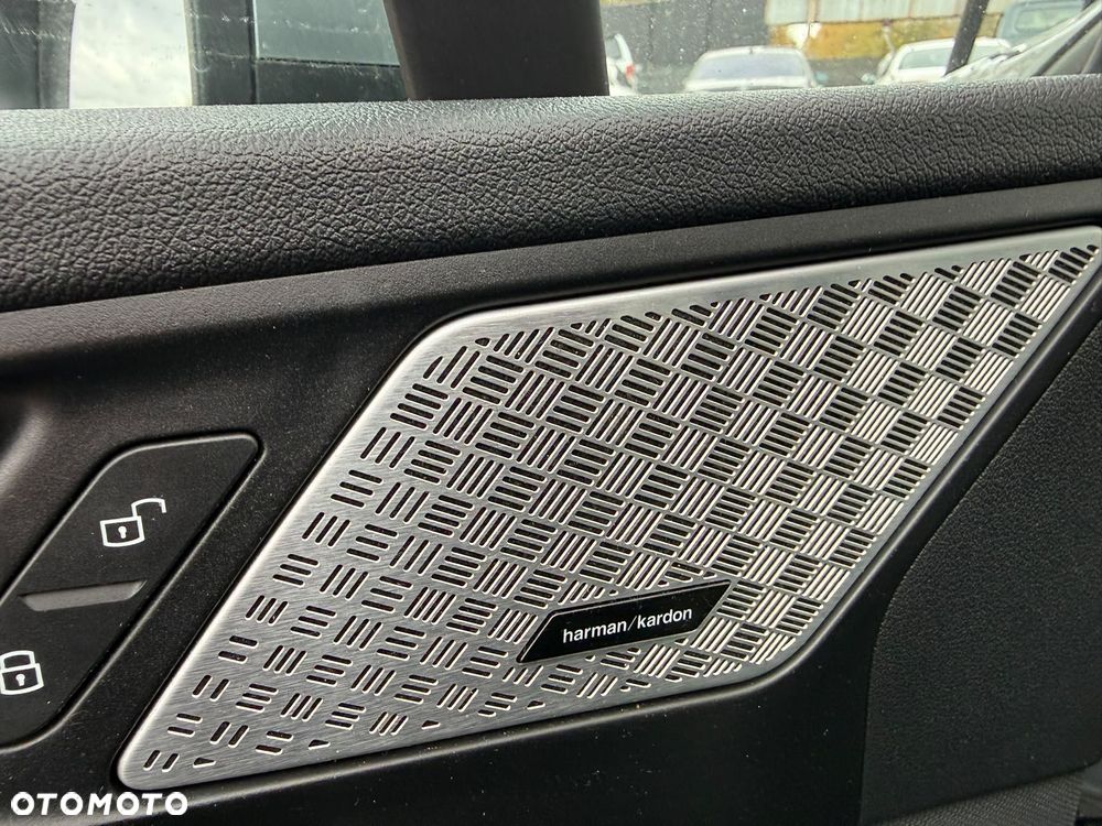 BMW Seria 2 218i Advantage - 20