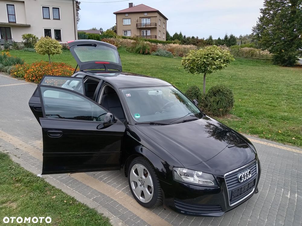 Audi A3 Sportback - 8