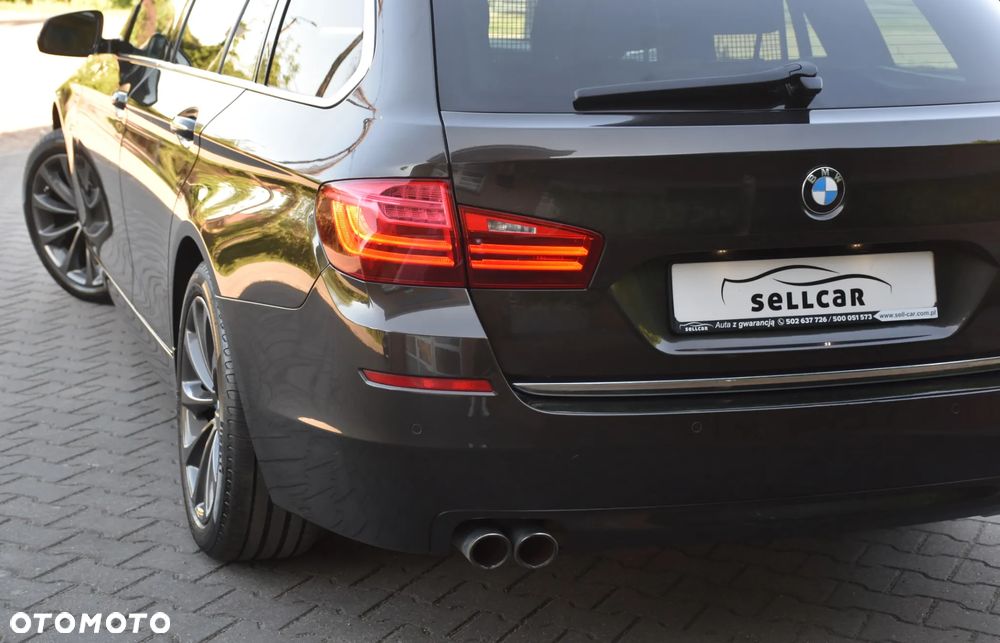 BMW Seria 5 518d Luxury Line - 36