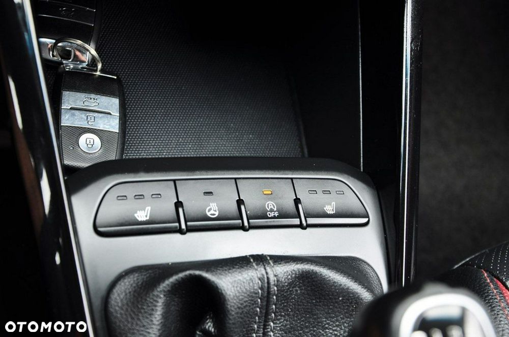 Kia Rio 1.0 T-GDI 120 Platinum Edition - 39