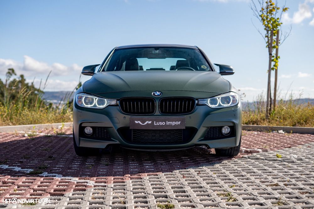 BMW 328 i Pack M - 3