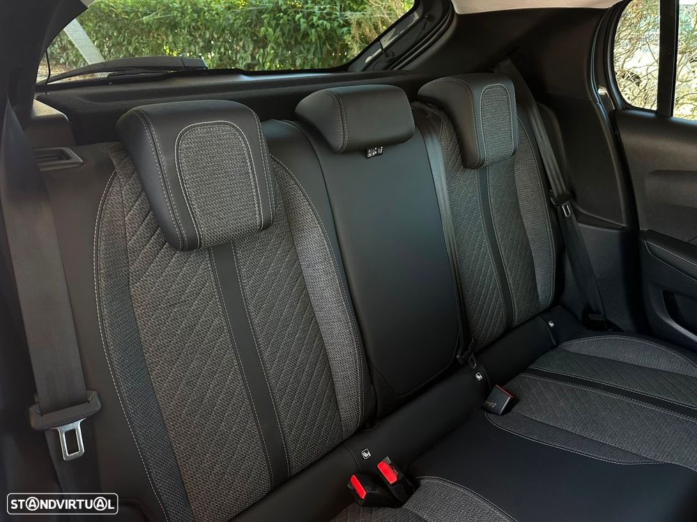Peugeot e-208 50 kWh Allure Pack - 11
