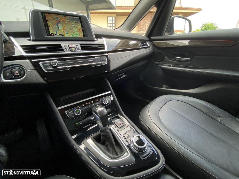 BMW 216 Active Tourer d Line Luxury Auto - 7