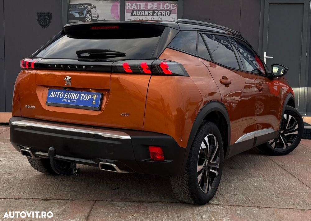 Peugeot 2008 PureTech 130 EAT8 GT Pack - 3