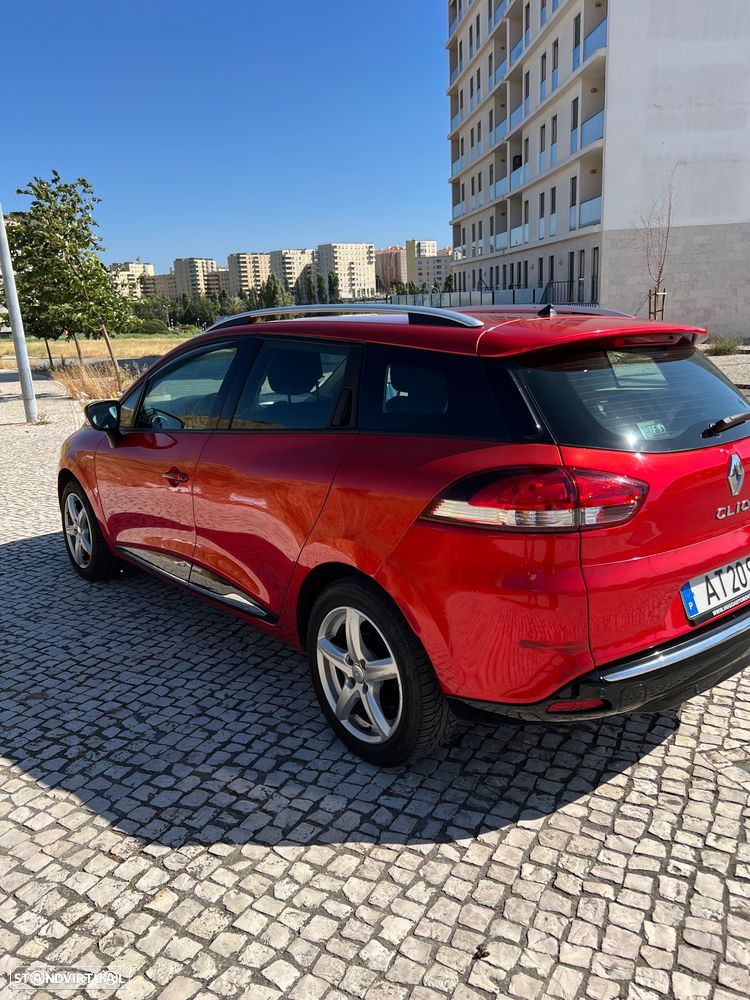Renault Clio Sport Tourer - 5