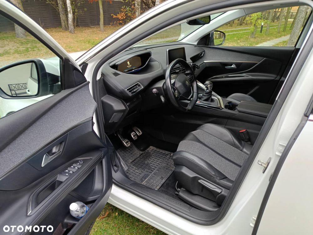 Peugeot 3008 PureTech 130 Stop & Start GPF Allure - 10