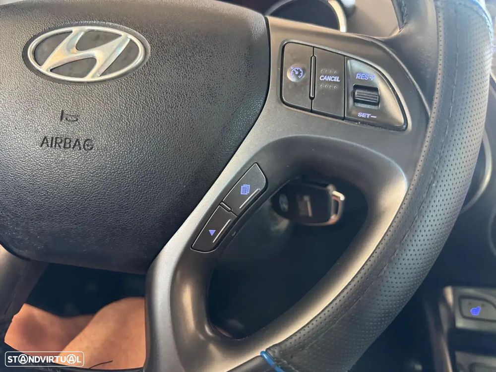 Hyundai ix35 - 16