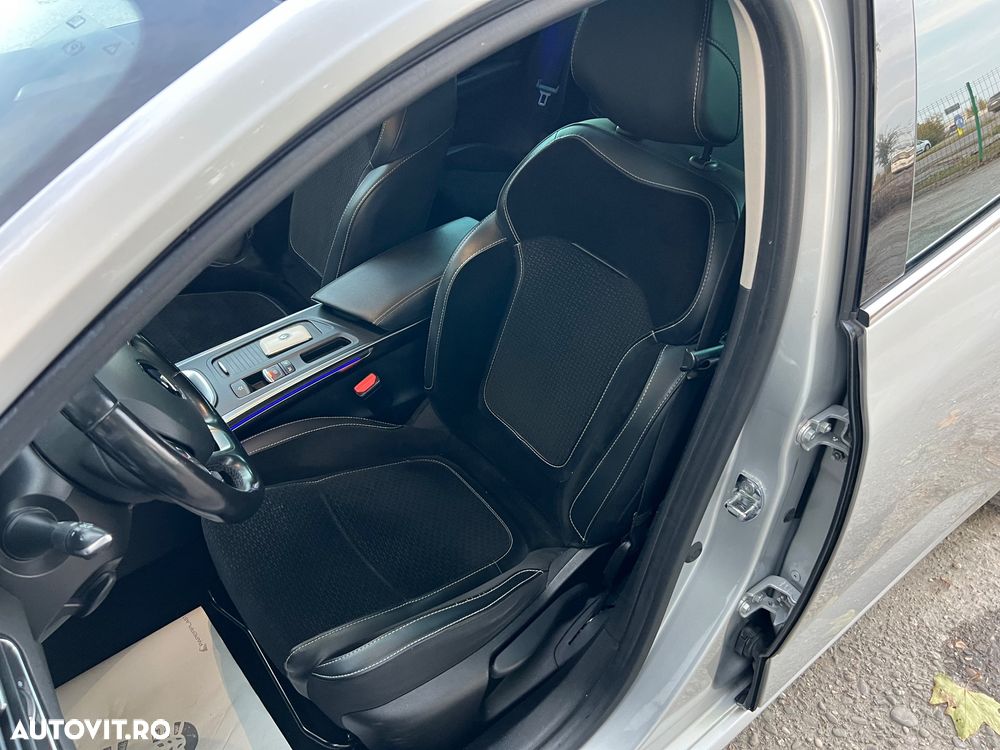 Renault Megane BLUE dCi 115 EDC INTENS - 12