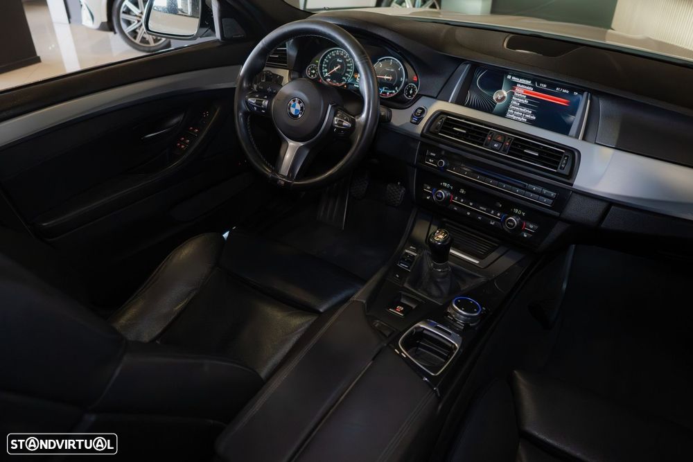 BMW 520 d Pack M - 31