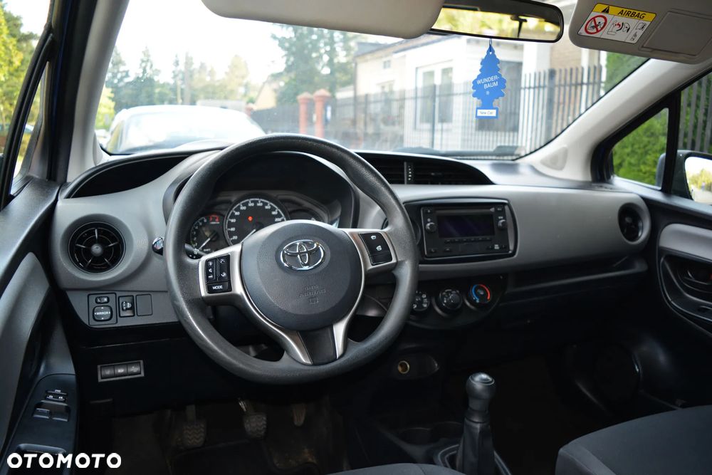 Toyota Yaris 1.0 Active - 12