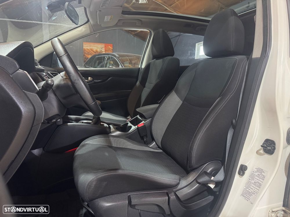 Nissan Qashqai 1.5 dCi N-Connecta - 15