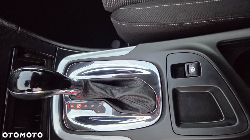 Opel Insignia 1.6 ECOTEC DI Turbo Business Edition - 25