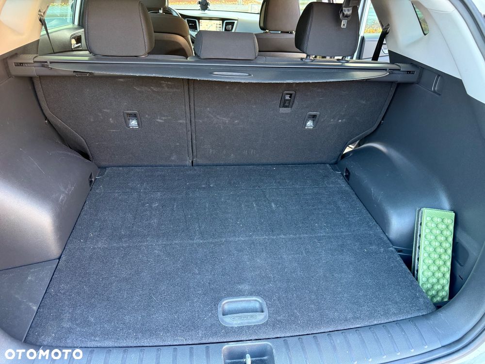 Hyundai Tucson 1.7 CRDI BlueDrive Style 2WD - 19