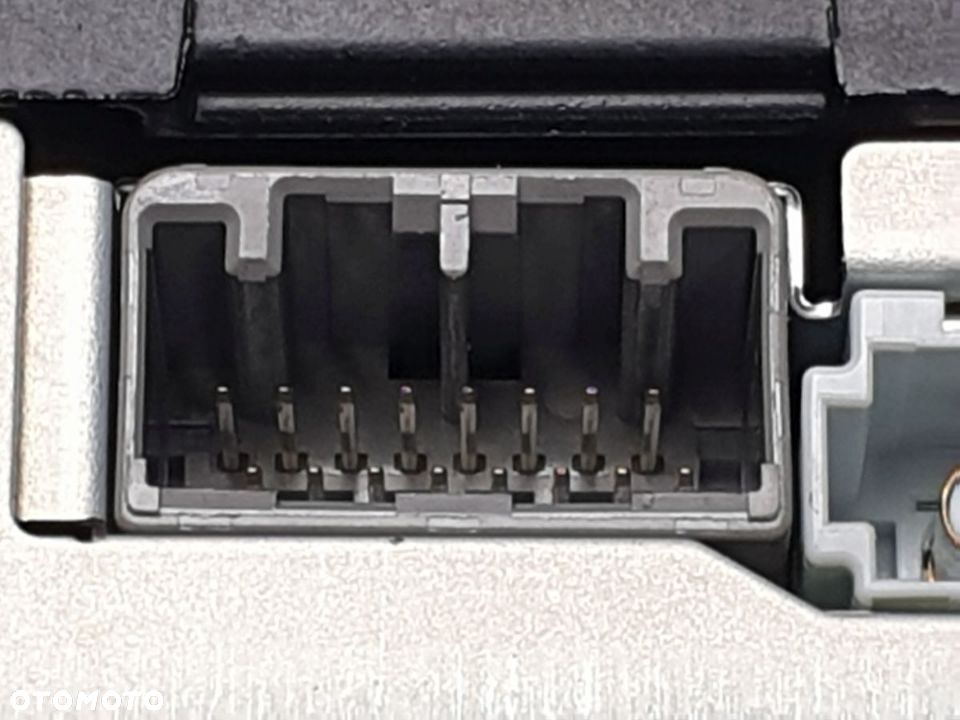 Wzmacniacz HONDA CR V 2.0H od 2019 roku - 6