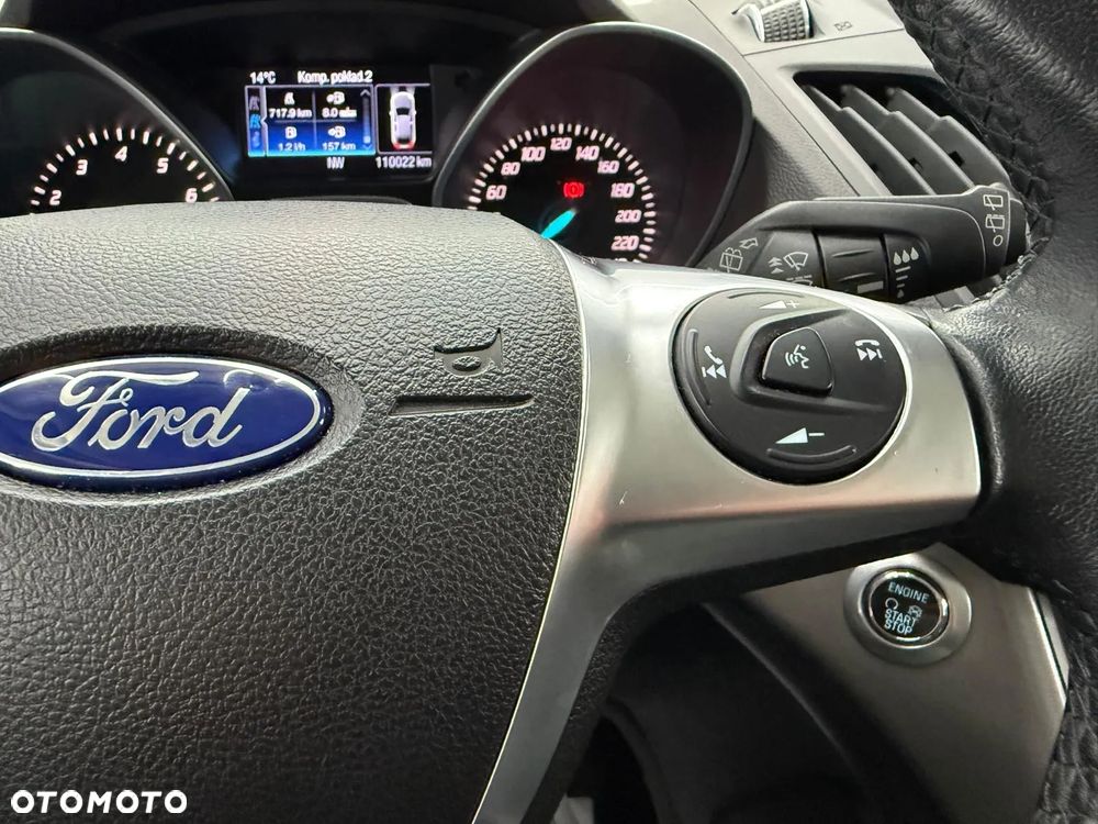 Ford Kuga 1.5 EcoBoost 2x4 Titanium - 15