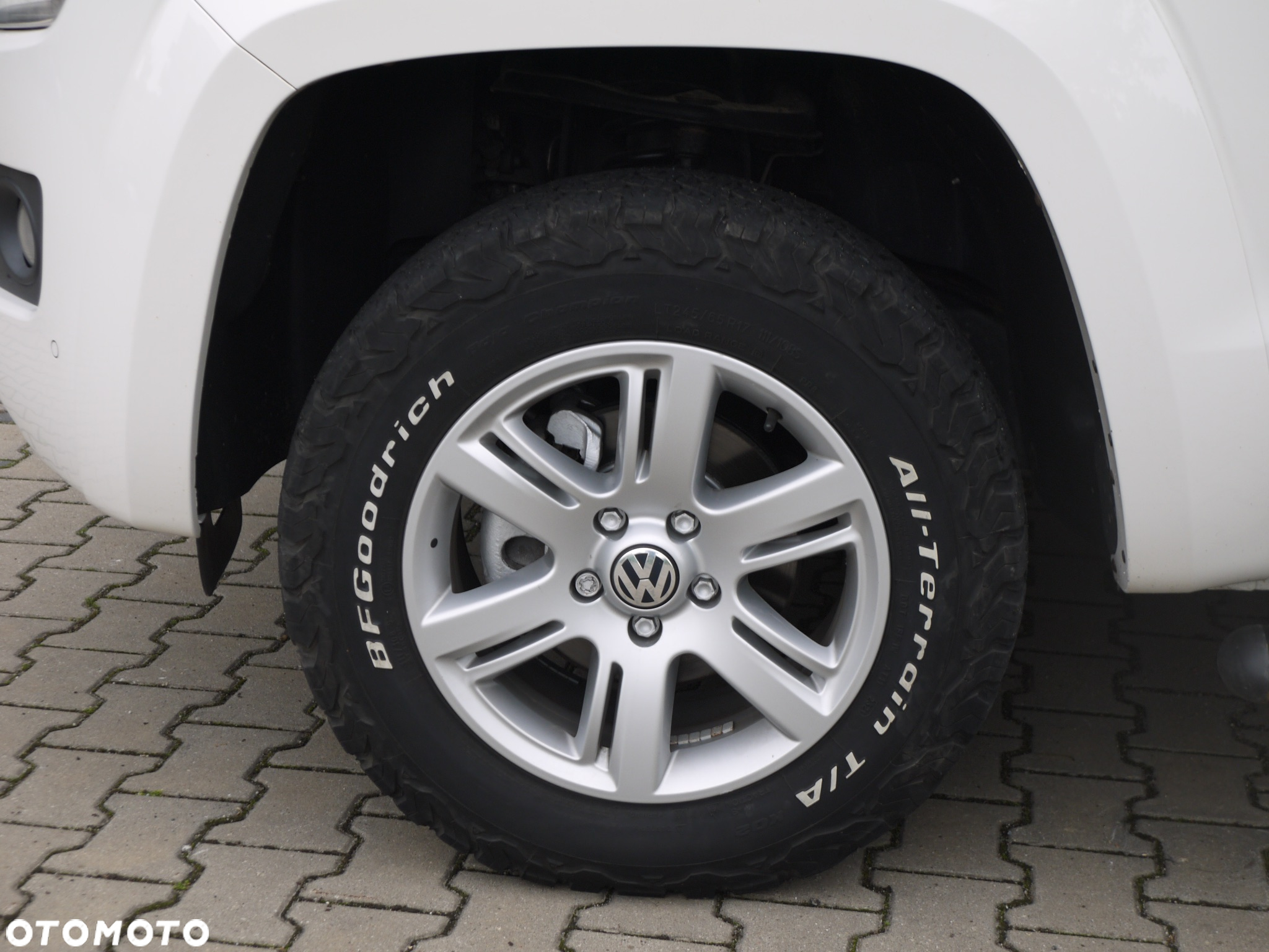 Volkswagen Amarok 2.0 BiTDI 4MOTION BMT Trendline - 39