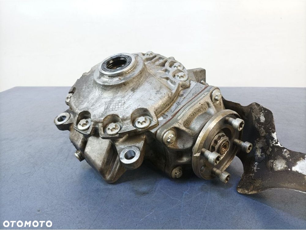 MERCEDES C43 W205 3.0 AMG MOST PRZEDNI A2053310100 - 4