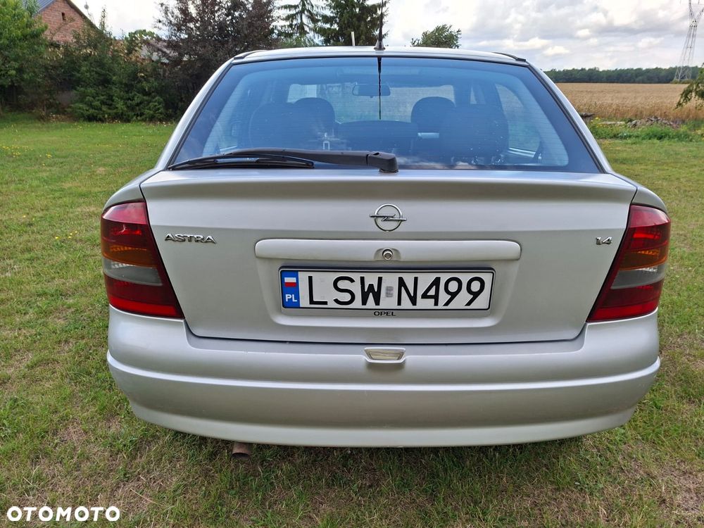 Opel Astra 1.4 Comfort / Cool - 3