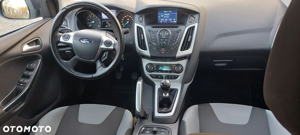 Ford Focus - 10