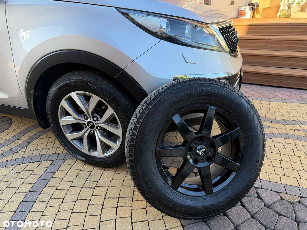 Kia Sportage 1.7 CRDI 2WD Dream-Team Edition - 37