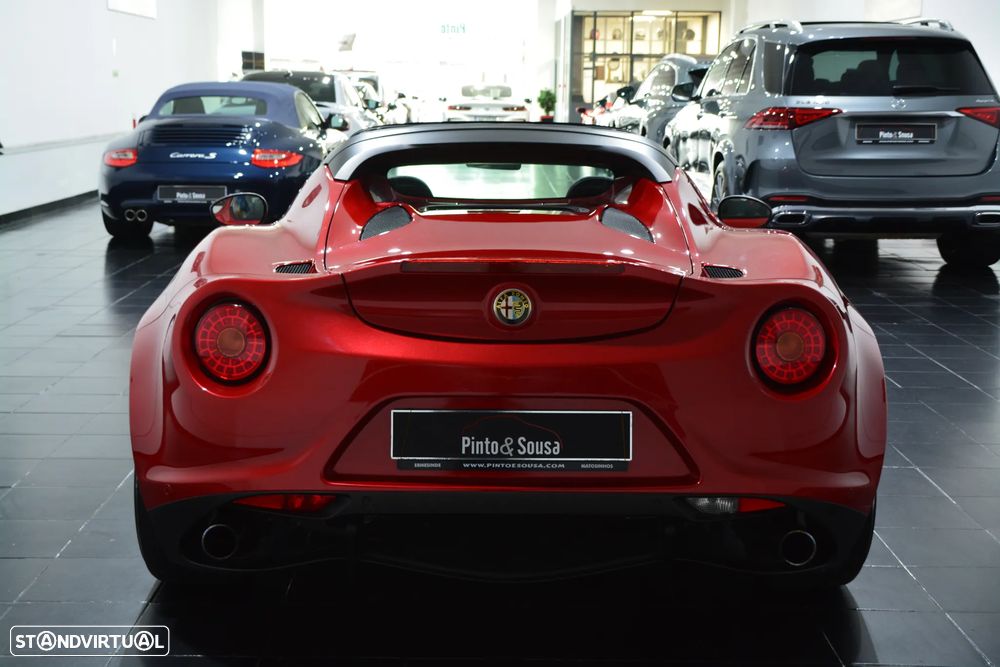 Alfa Romeo 4C Spider 1750 TBi - 15