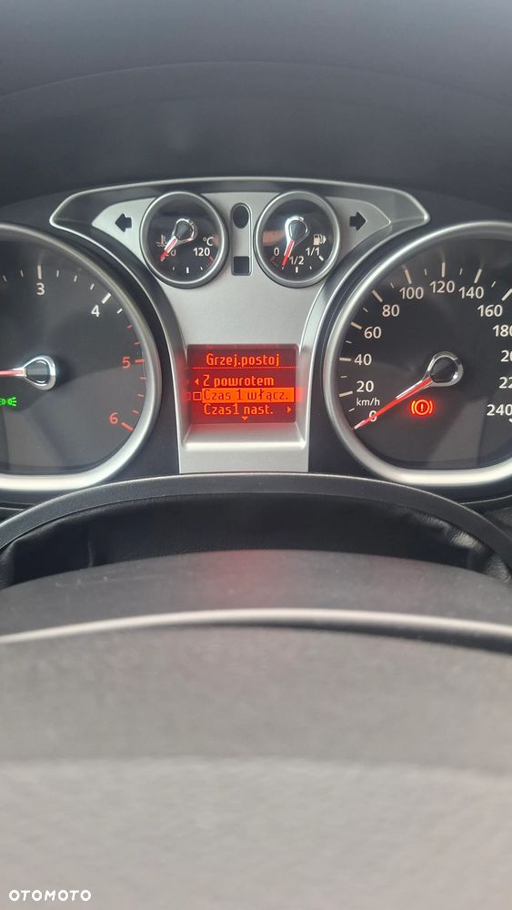 Ford Kuga - 17