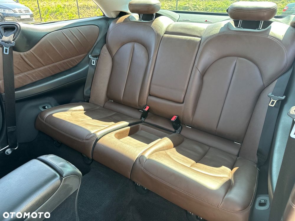 Mercedes-Benz CLK Coupe 220 CDI Automatik Elegance - 24