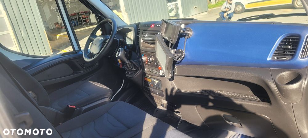 Iveco Daily 35C10 - 8