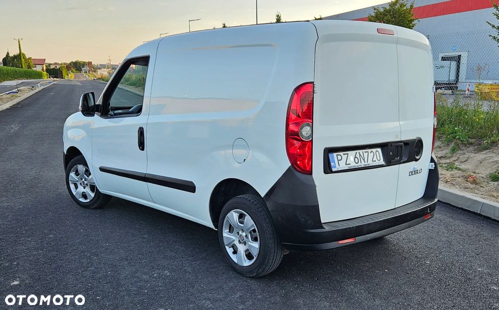 Fiat Doblo - 10