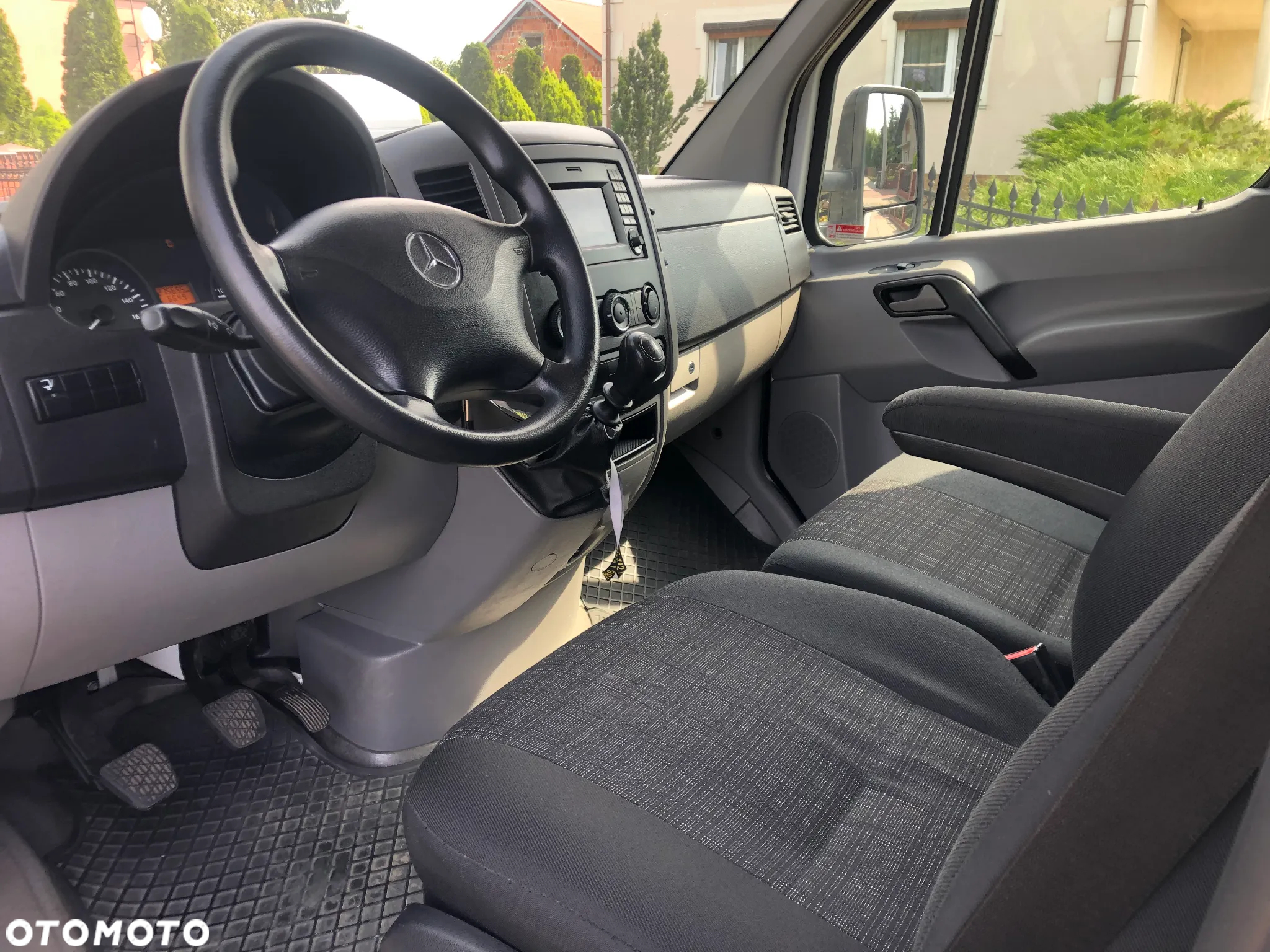 Mercedes-Benz sprinter - 10