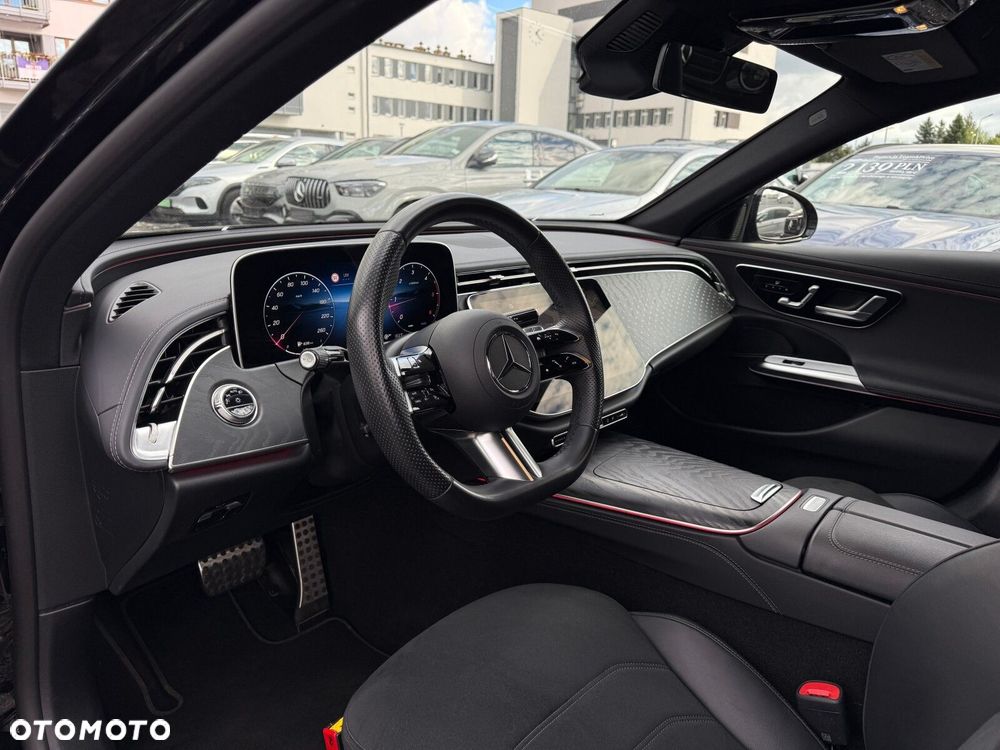 Mercedes-Benz Klasa E 220 d mHEV 4-Matic AMG 9G-Tronic - 16