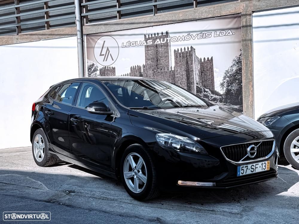 Volvo V40 2.0 D2 Kinetic - 1