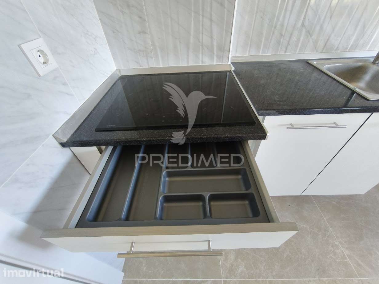 Apartamento Baixa da Banheira remodelado como Novo - Grande imagem: 2/7