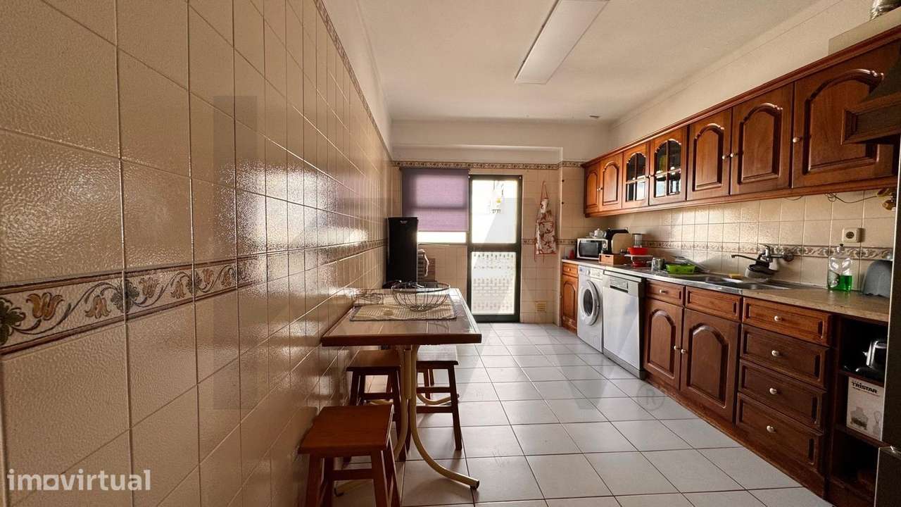 Apartamento T3 centro de Condeixa - Grande imagem: 3/23