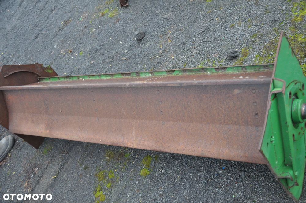 ODRZUTNIK SŁOMY WAŁ JOHN DEERE 1550 WTS - 2
