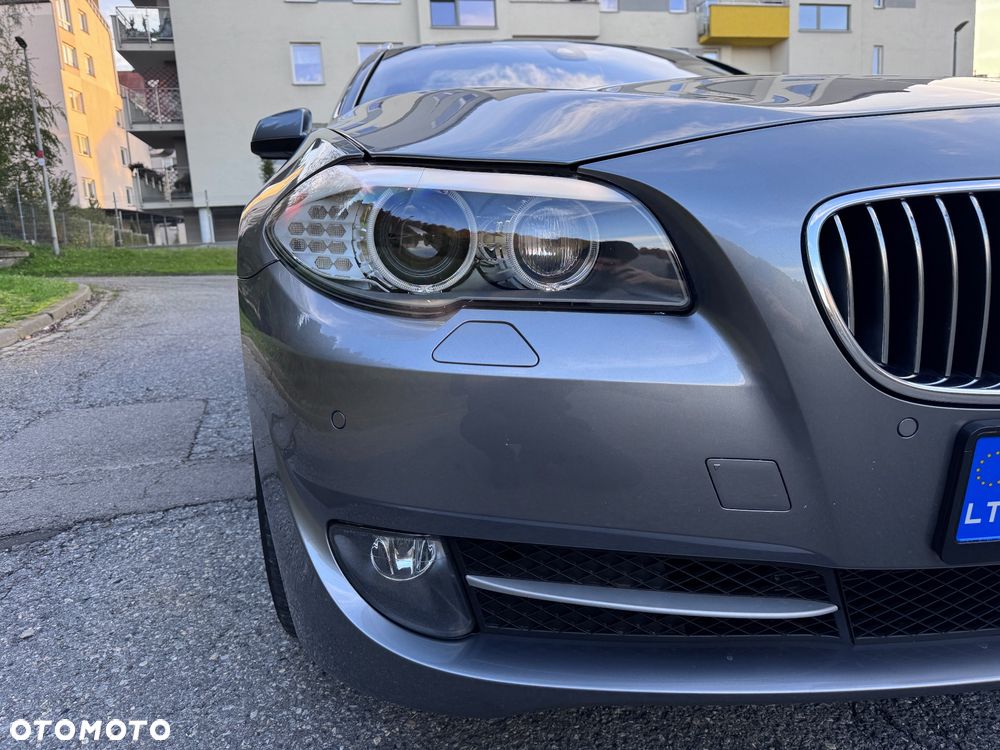 BMW Seria 5 530d xDrive Luxury Line - 38