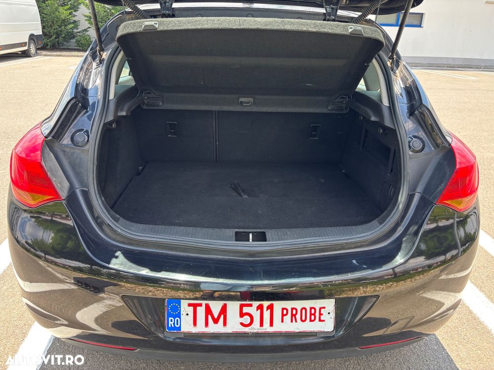 Opel Astra 1.7 CDTi Cosmo - 13