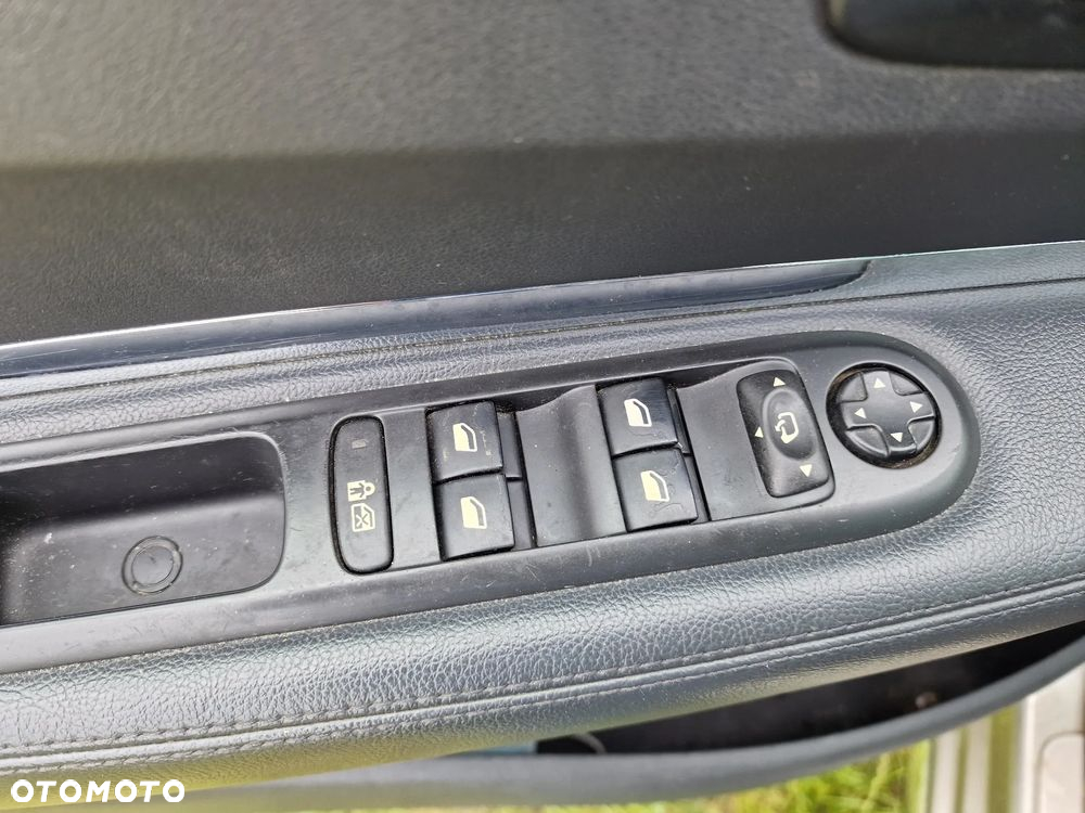 Peugeot 3008 2.0 HDi Premium - 22