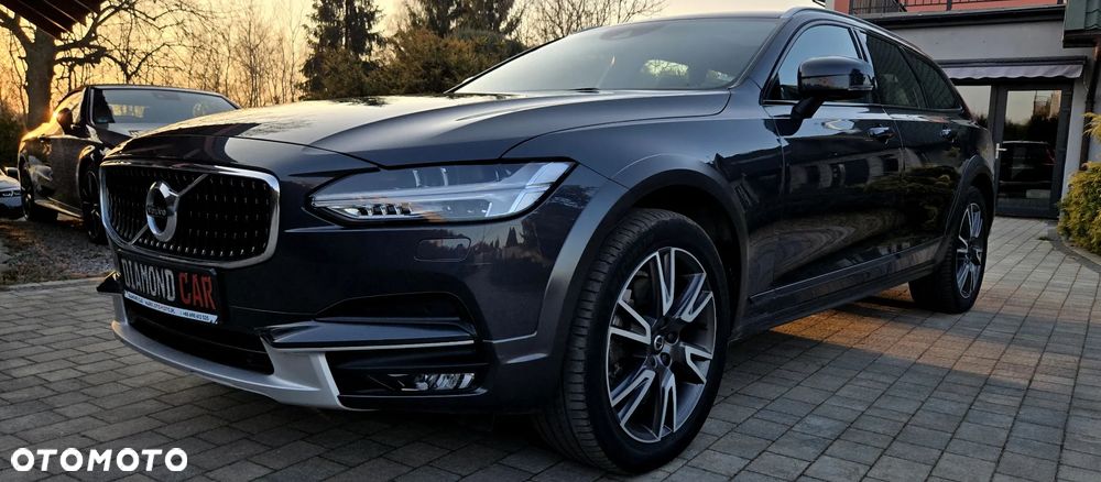 Volvo V90 Cross Country D5 AWD Geartronic Pro - 4