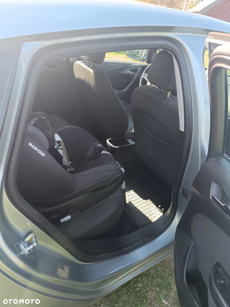 Opel Astra - 10