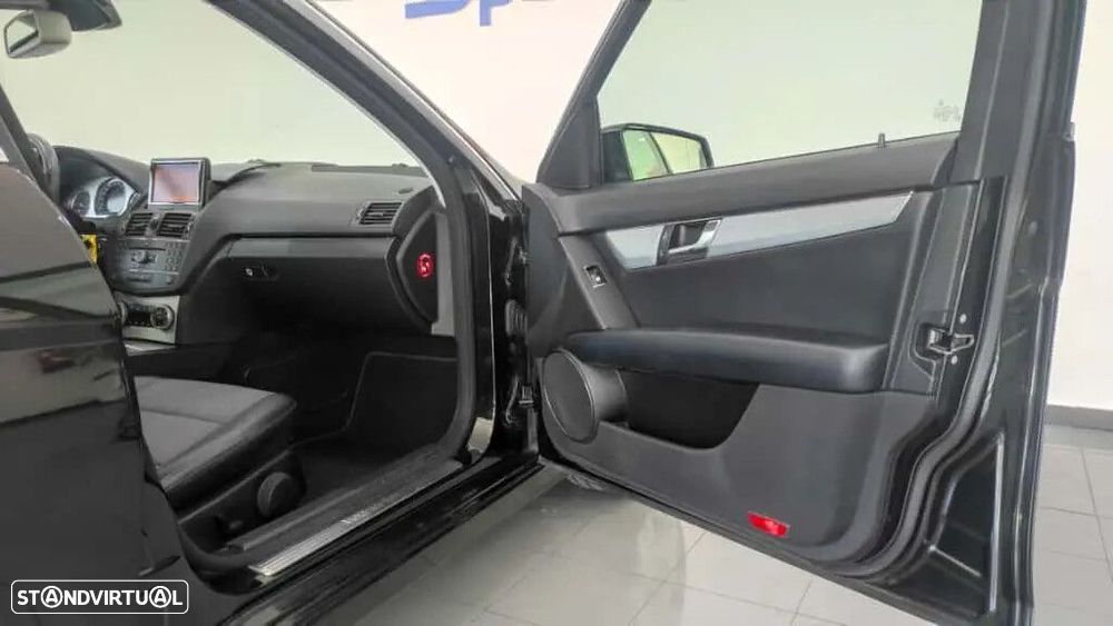 Mercedes-Benz C 250 CDI Classic BlueEfficiency - 21