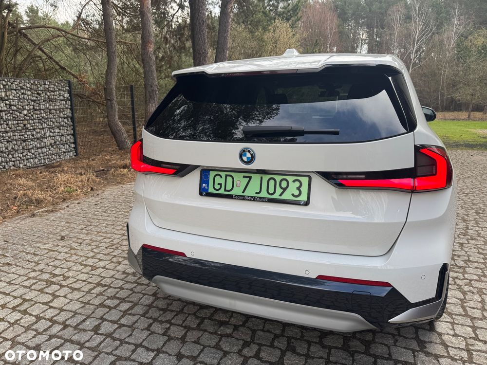 BMW iX1 xDrive30 66.5kWh xLine - 21