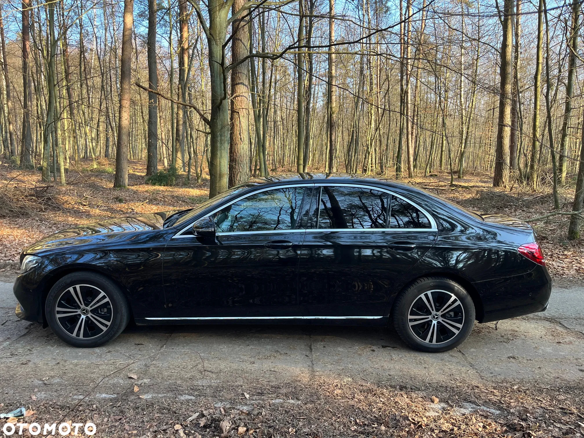 Mercedes-Benz Klasa E 200 d T 9G-TRONIC - 2