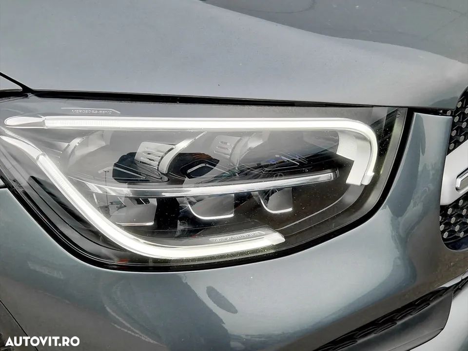 Mercedes-Benz GLC 300 e 4MATIC - 9