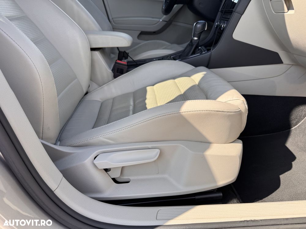 Volkswagen Golf - 6